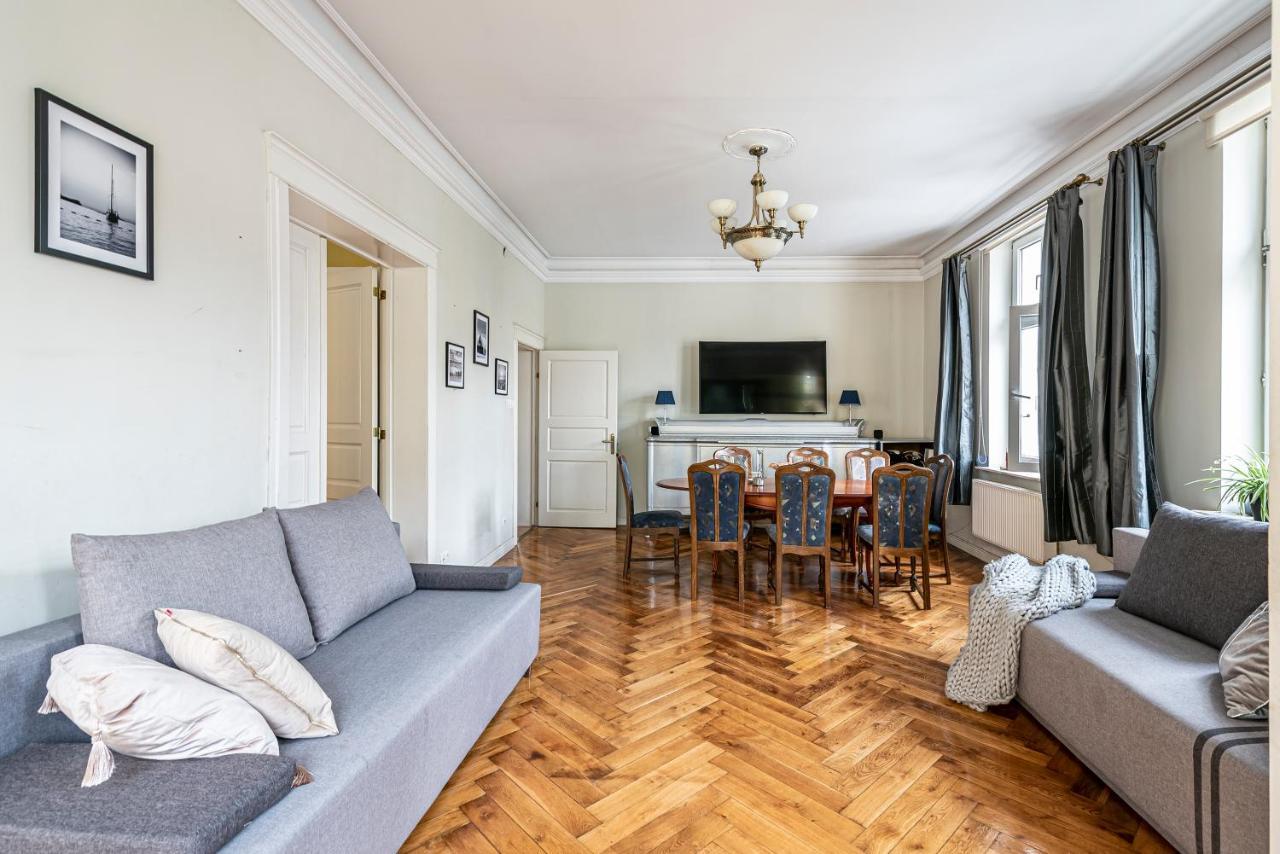 Apartment Grand Happy Hours *